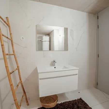 Amazing Pool By Vacationy * Vila Nova de Gaia