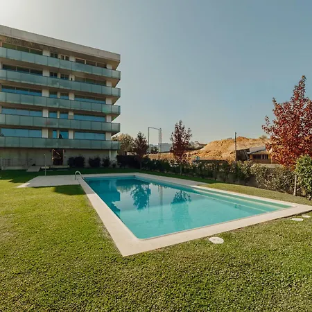 Amazing Pool By Vacationy *