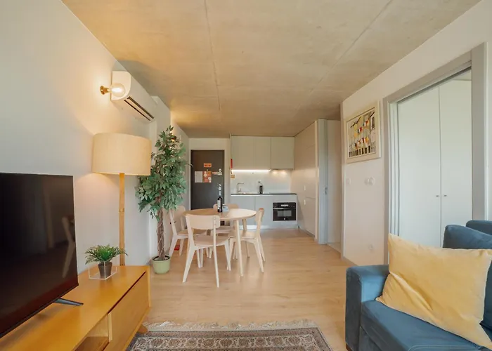 Apartment Amazing Pool By Vacationy