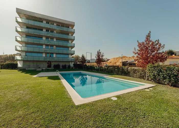 Amazing Pool By Vacationy *